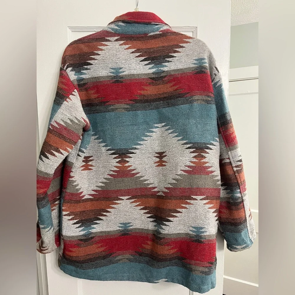 Aztec Shacket - Picture 2 of 3